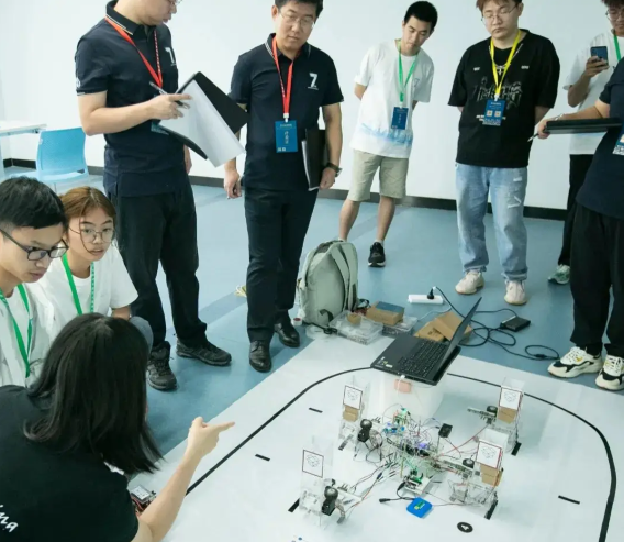 高效的压力测试场它迫使学生将模糊的神