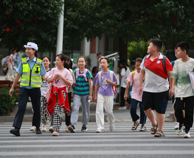 护学整治针对初中生所面对的常见交通问