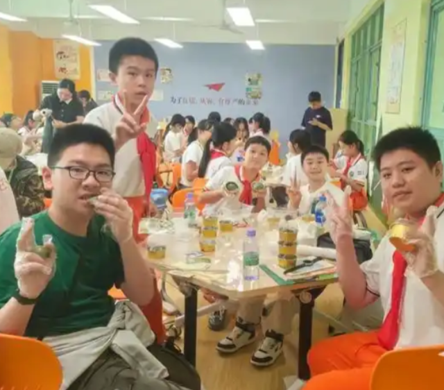 高中校园与等地校园缔结为姊妹校实现了